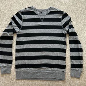 Mens never worn, soft pullover